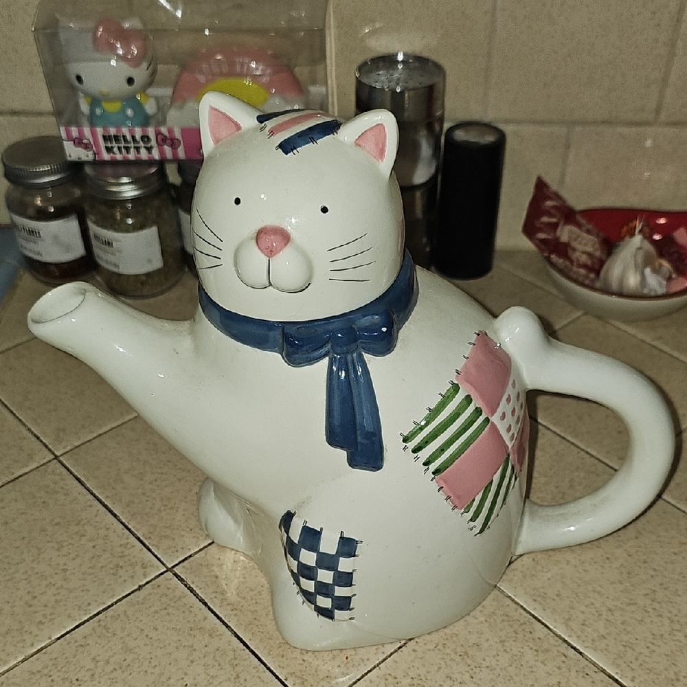 Susan Winget 1993 Patchwork Cat Teapot Ceramic Hanfle Cottagecore Vtg